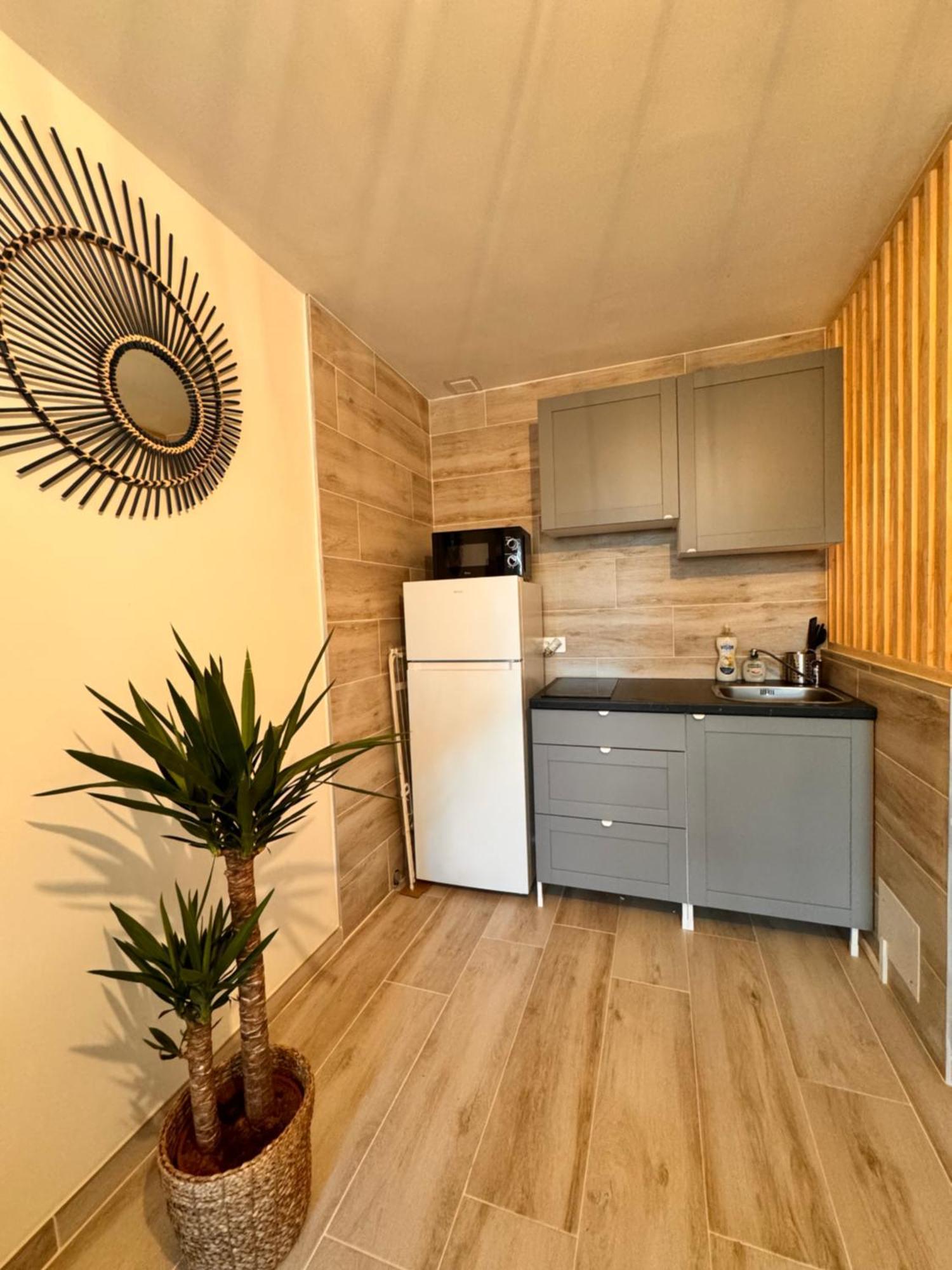 Les Appartements De Lina -Studio Maya 5 - Self Check-In - La Grande Motte Ngoại thất bức ảnh